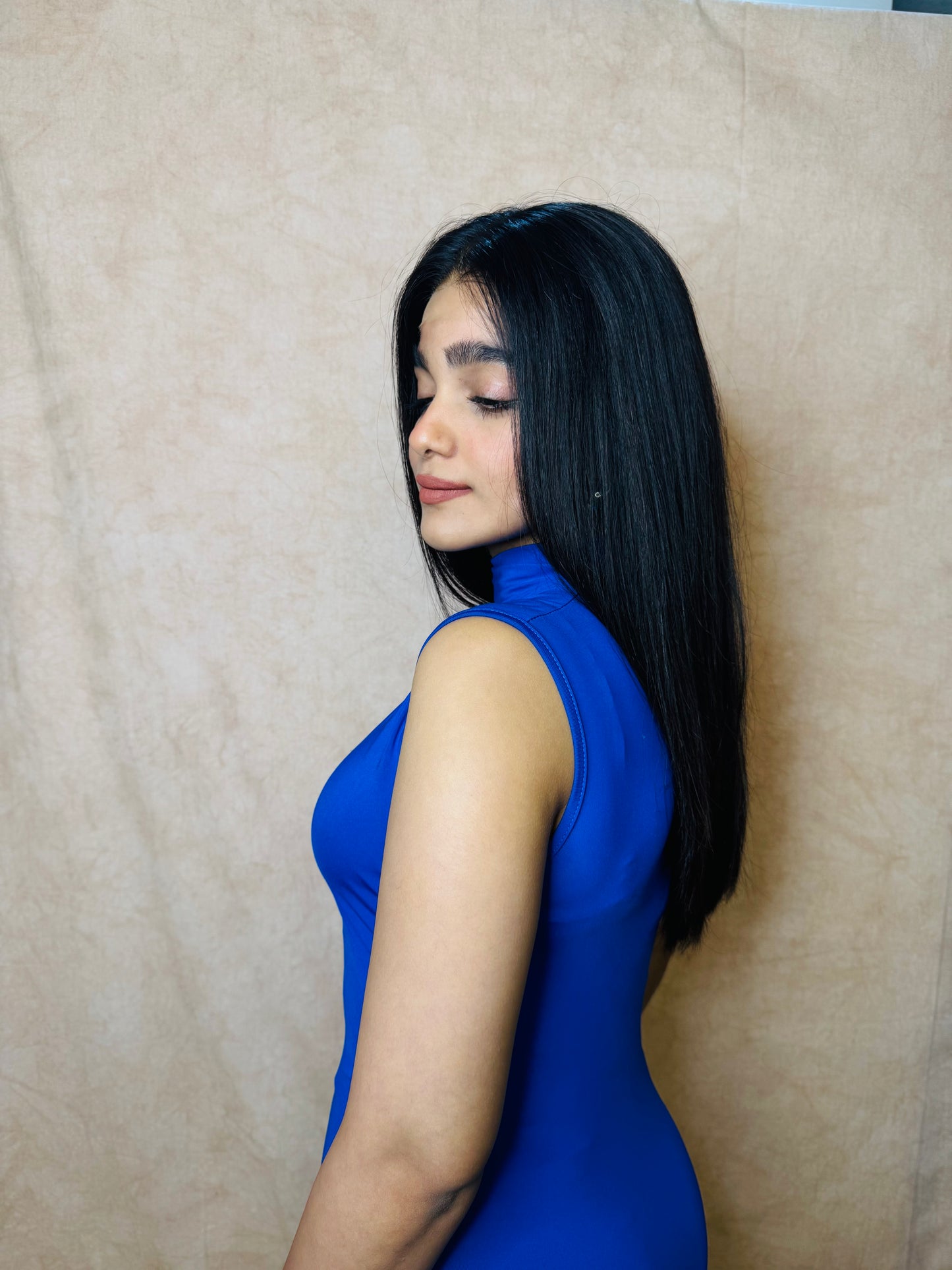 Model wearing RUBY short straight natural black human hair wig with HD lace, glueless and clipless design, free parting, and breathable construction for all-day comfort; also great for medical use